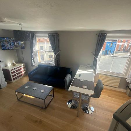 Brady'S Glastonbury Beautiful Pad Great Location! Luaran gambar