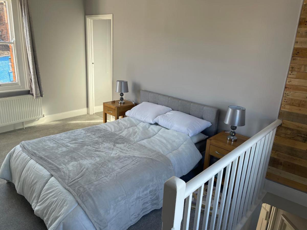Brady'S Glastonbury Beautiful Pad Great Location! Luaran gambar