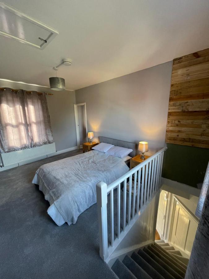 Brady'S Glastonbury Beautiful Pad Great Location! Luaran gambar